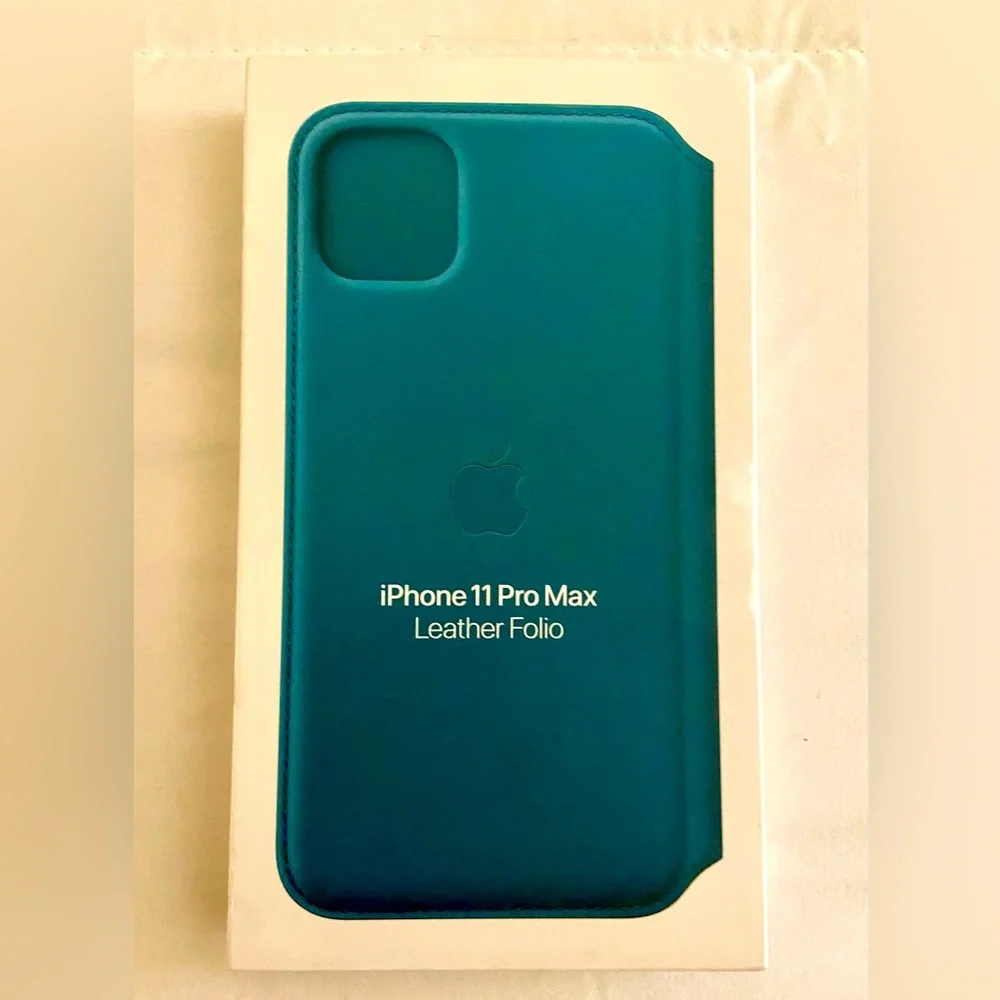 Genuine Apple iPhone 11 Pro Leather Folio Case Peacock Green Teal OEM Sealed